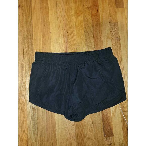 Avia Athletic Works shorts Black NWOT xl (16-18) - Picture 1 of 2